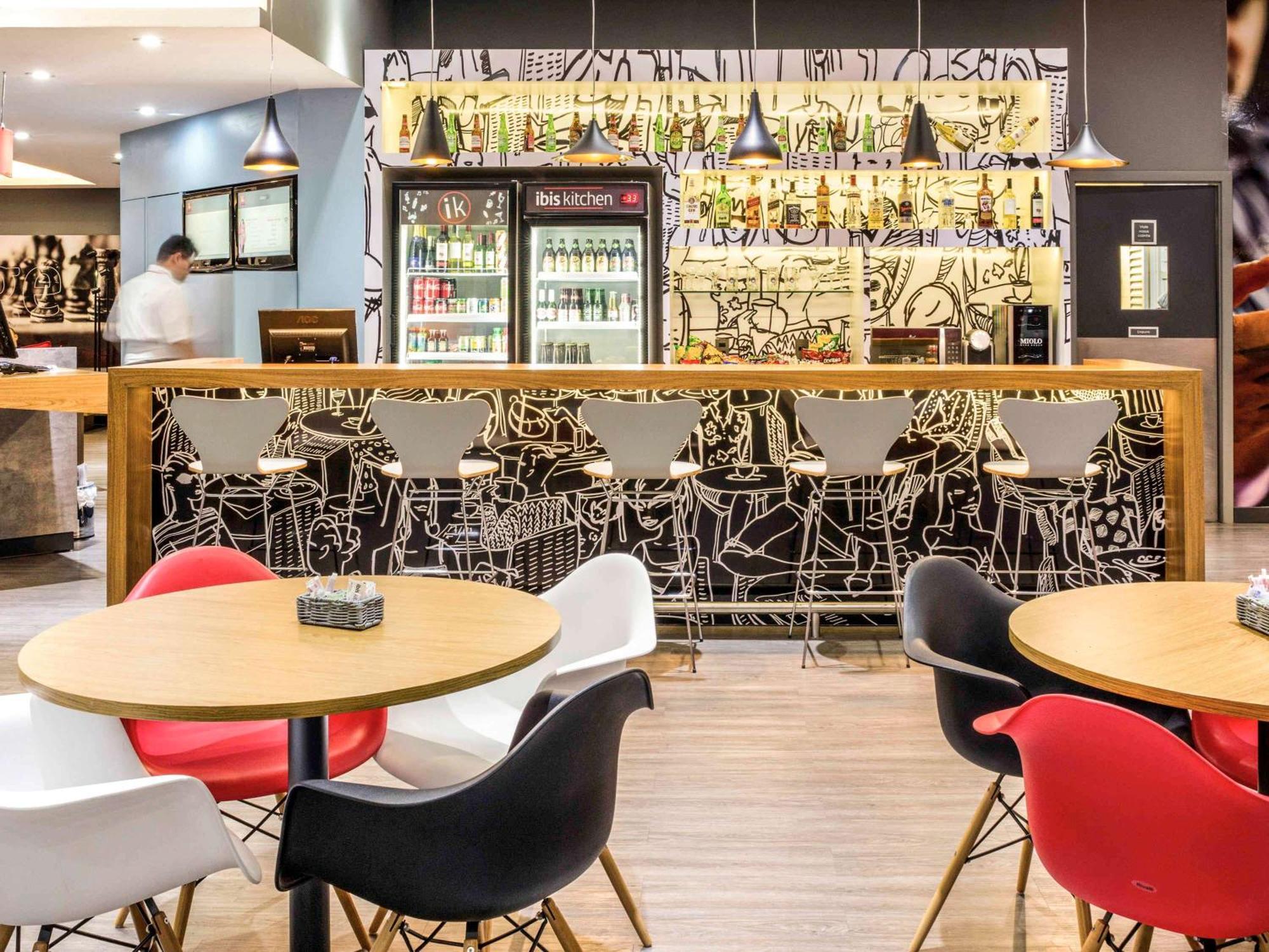 ホテル Ibis Aracatuba エクステリア 写真